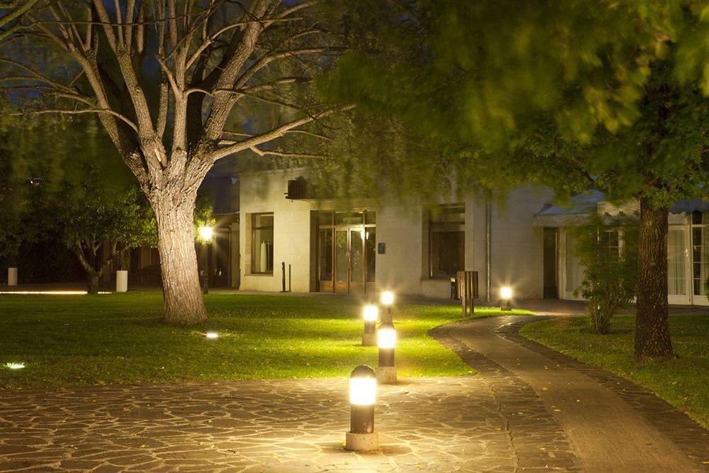 Don Carlos Huarte Exterior photo