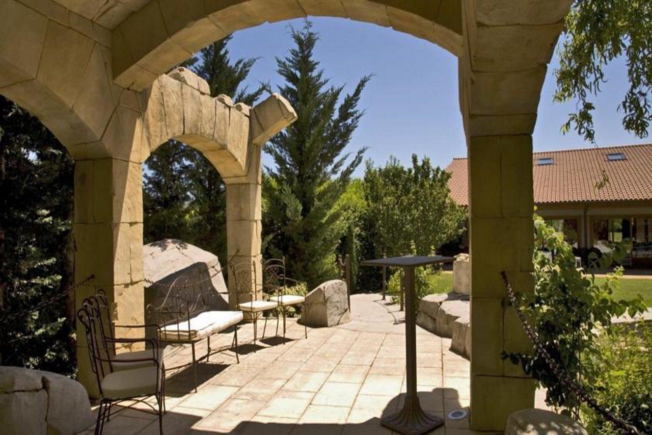 Don Carlos Huarte Exterior photo